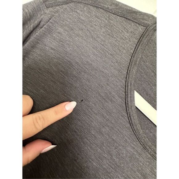 Uniqlo heattech men’s gray crewneck T-shirt size large - Picture 5 of 10